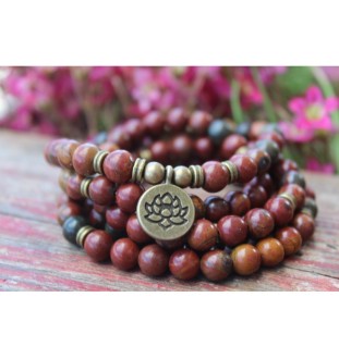 Handgefertigtes Jaspis Mala Armband mit Lotusanhänger | Heilstein Schmuck
