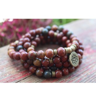 Handgefertigtes Jaspis Mala Armband mit Lotusanhänger | Heilstein Schmuck