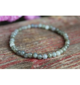 Labradorite pearl bracelet for intuition and creativity | Spiritual bracelet