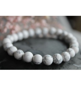 Howlite Bracelet White – Spiritual Jewelry with 8mm Beads