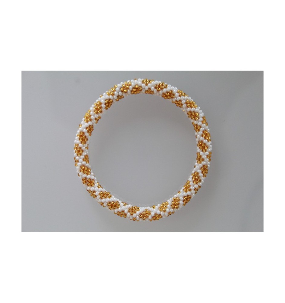 Handmade glass bead bracelet from Nepal – Tradition