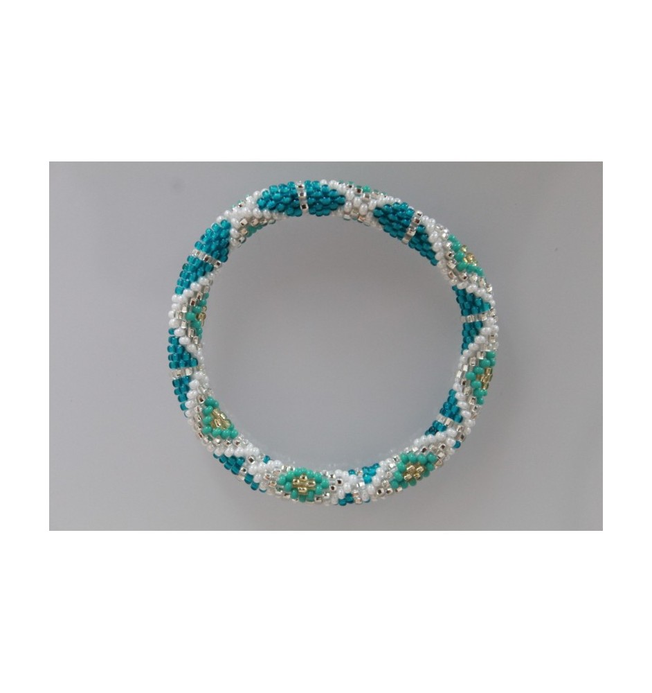 Handgefertigtes Glasperlenarmband aus Nepal – Tradition