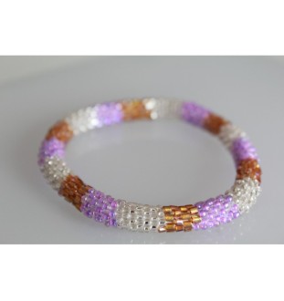 Handgefertigtes Glasperlenarmband aus Nepal – Tradition