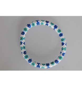 Handgefertigtes Glasperlenarmband aus Nepal – Tradition