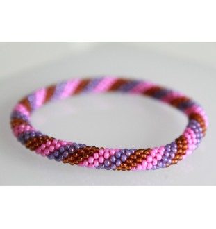 Handgefertigtes Glasperlenarmband aus Nepal – Tradition