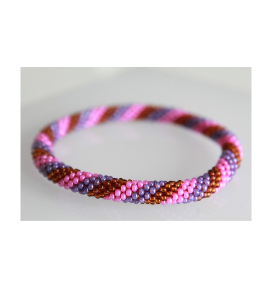 Handgefertigtes Glasperlenarmband aus Nepal – Tradition