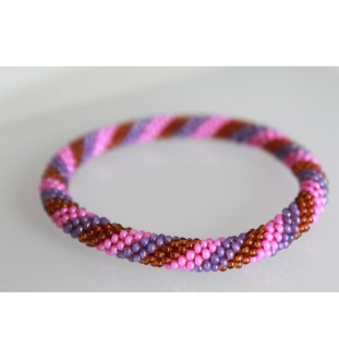 Handgefertigtes Glasperlenarmband aus Nepal – Tradition