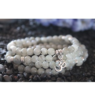 Mala Bracelet with Labradorite Beads & OM Pendant – Creativity & Spiritual Harmony