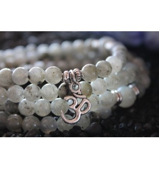 Mala Bracelet with Labradorite Beads & OM Pendant – Creativity & Spiritual Harmony