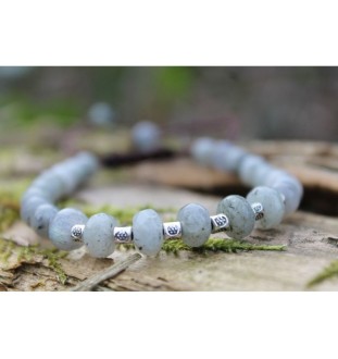 Labradorite pearl bracelet for intuition and creativity | Spiritual bracelet