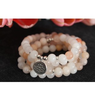 Mala bracelet with 108 aventurine beads - relaxation, inner peace & lotus pendant"