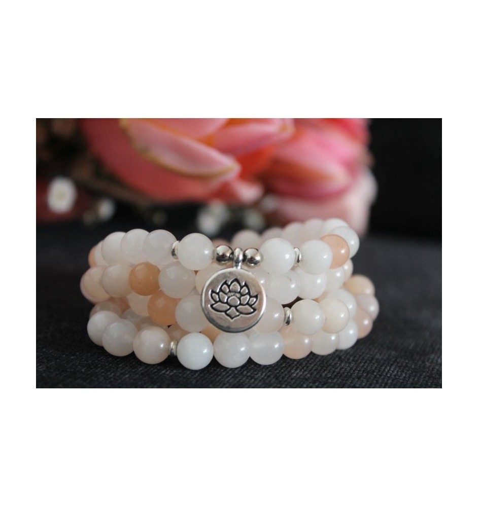 Mala bracelet with 108 aventurine beads - relaxation, inner peace & lotus pendant"