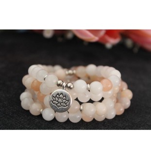 Mala bracelet with 108 aventurine beads - relaxation, inner peace & lotus pendant"