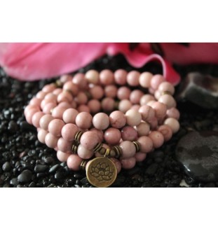 108 Armband Mala Rhodonit 8mm für mehr Optimismus Lotusblume