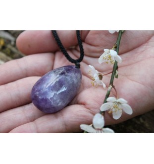 Amethyst Teardrop Necklace – Calming Energy & Unique Design