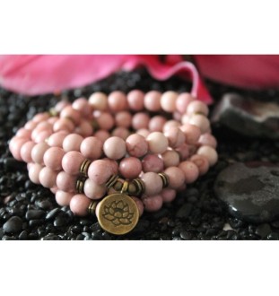 108 Armband Mala Rhodonit 8mm für mehr Optimismus Lotusblume