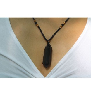 Obsidian necklace: The stone of joy and protection 💎