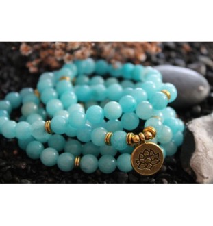 108 Mala mit Aquamarinperlen und Lotus-Anhänger – Spirituelle Harmonie und Flexibilität