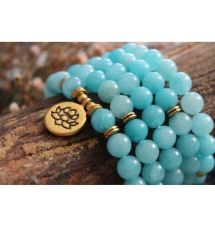 108 Mala mit Aquamarinperlen und Lotus-Anhänger – Spirituelle Harmonie und Flexibilität