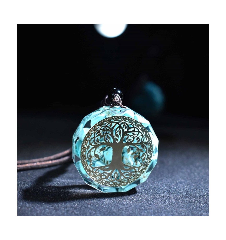 Orgonite necklace with tree of life – for peace of mind and radiant energy.