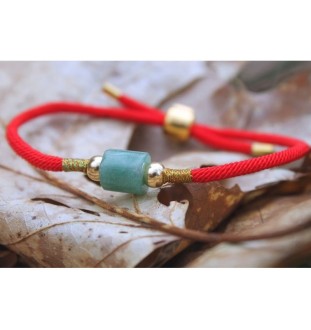 Red Lucky Bracelet with Green Jade – Symbol of Harmony and Luck