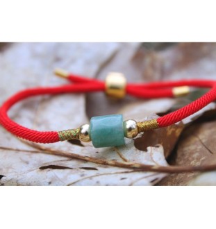 Red Lucky Bracelet with Green Jade – Symbol of Harmony and Luck