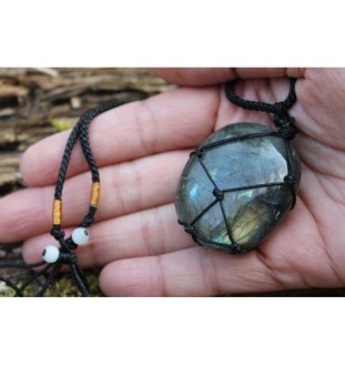 Labradorite Necklace for Intuition & Creativity | Spiritual Healing Stone