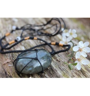 Labradorite Necklace for Intuition & Creativity | Spiritual Healing Stone