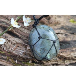 Labradorite Necklace for Intuition & Creativity | Spiritual Healing Stone