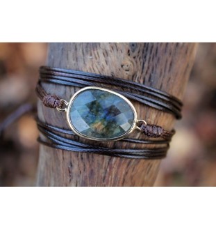 Wrap Bracelet with Faceted Labradorite – Creativity & Elegance